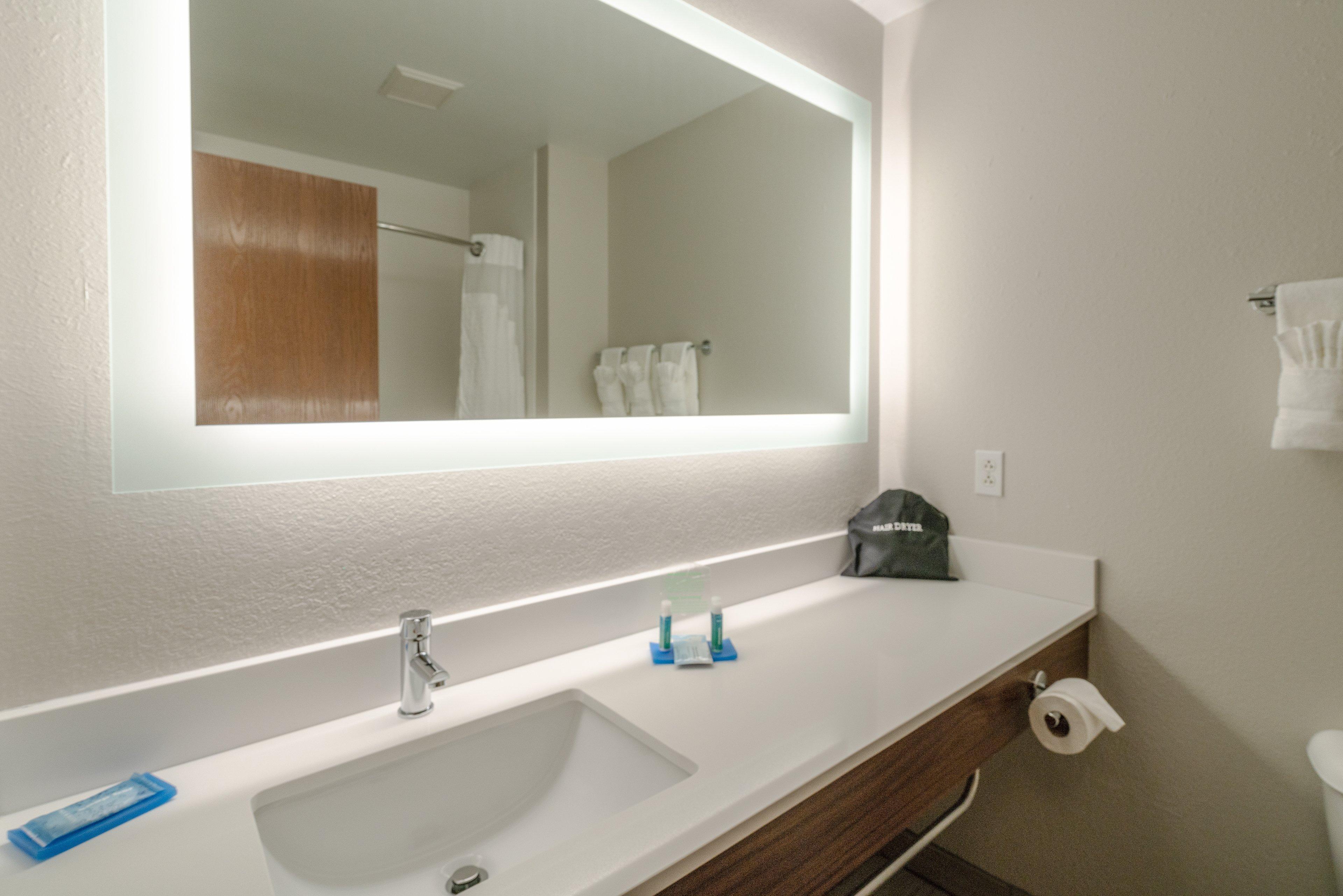 Holiday Inn Express Hotel & Suites Elkins By Ihg Bagian luar foto