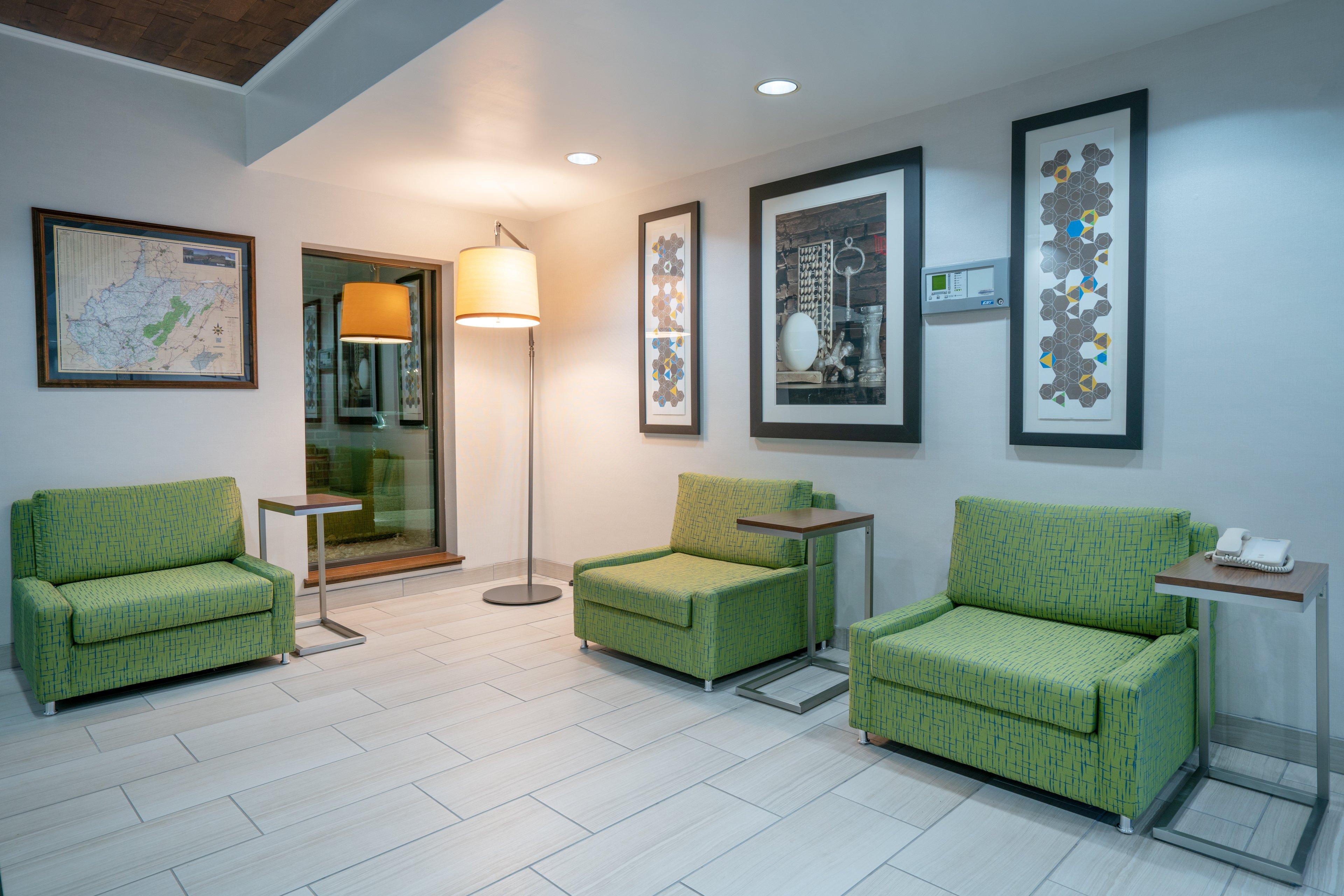 Holiday Inn Express Hotel & Suites Elkins By Ihg Bagian luar foto