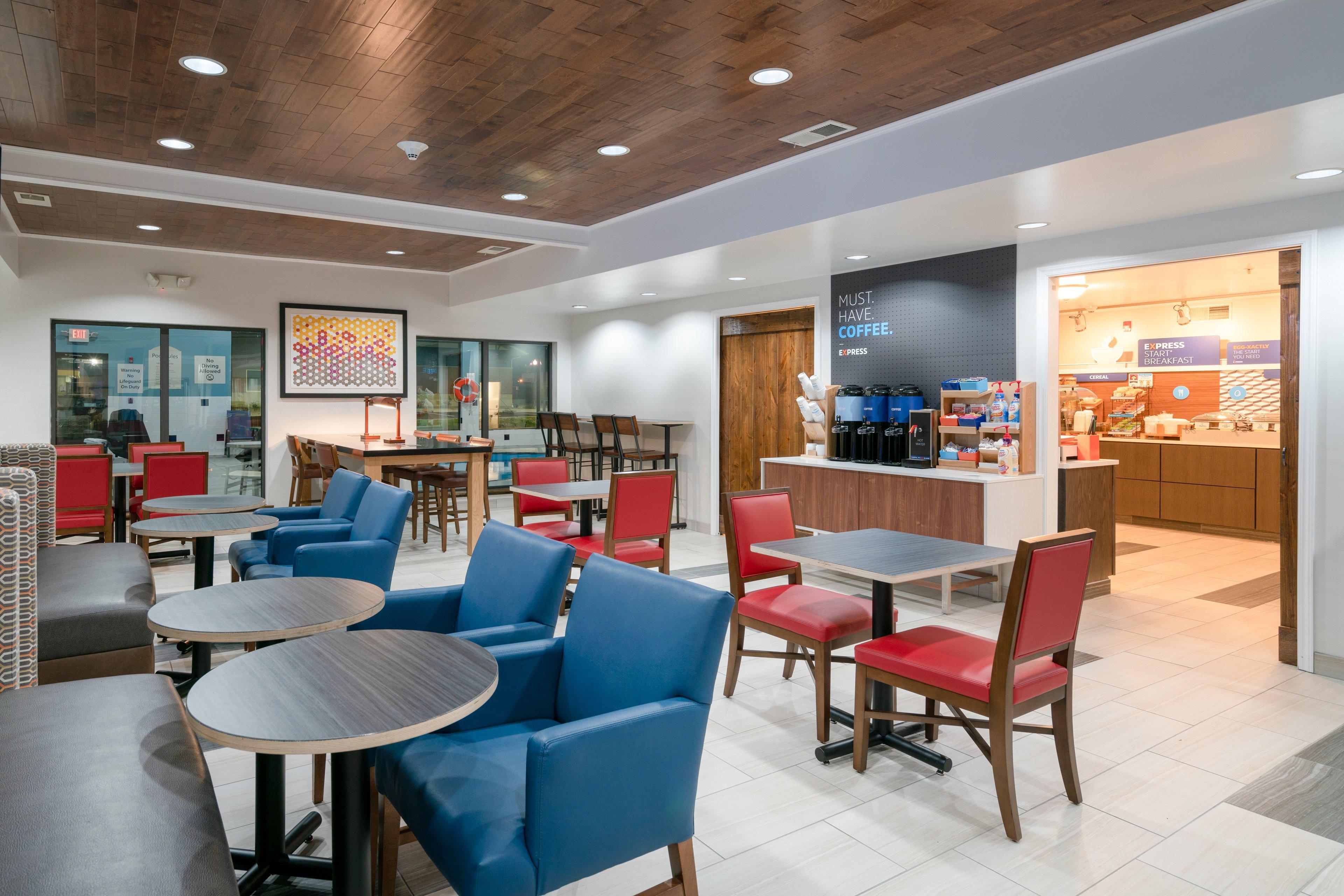 Holiday Inn Express Hotel & Suites Elkins By Ihg Bagian luar foto